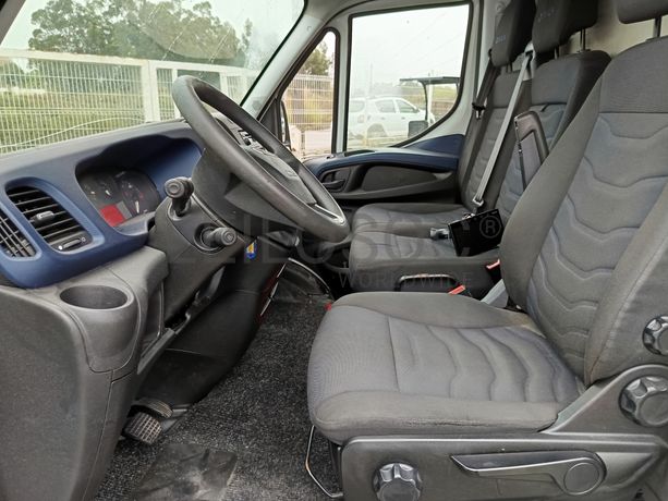 Iveco 35-160 · Ano 2017