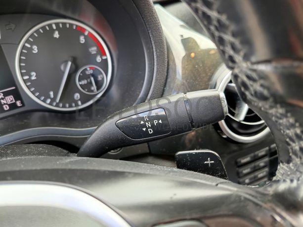 Mercedes-Benz B180 CDI · Ano 2012