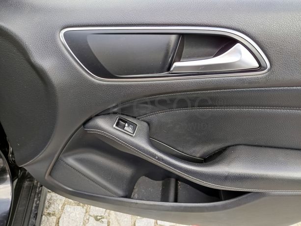 Mercedes-Benz B180 CDI · Ano 2012