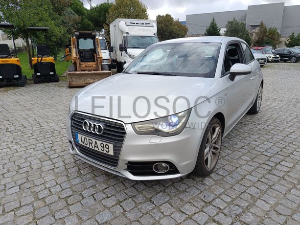 Audi A1 1.6 TDI · Ano 2013