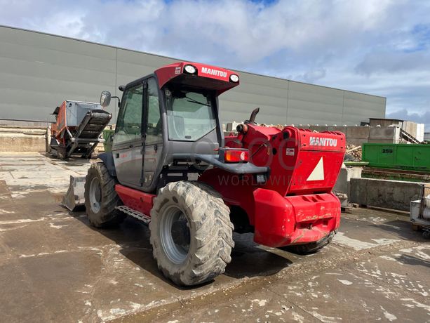 Empilhador Telescópico Manitou · Ano 2014