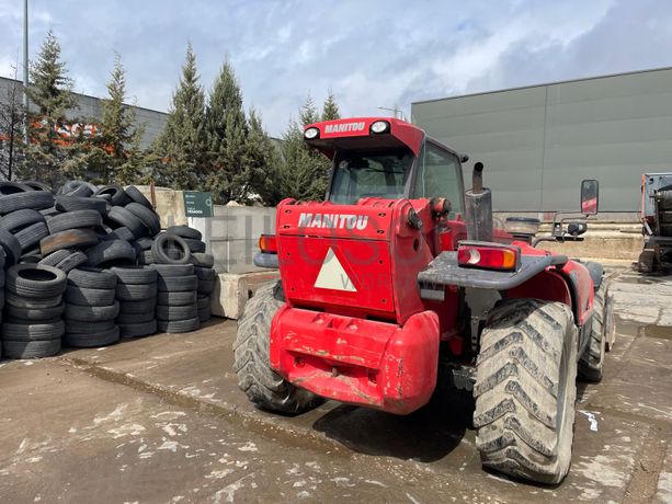 Empilhador Telescópico Manitou · Ano 2014