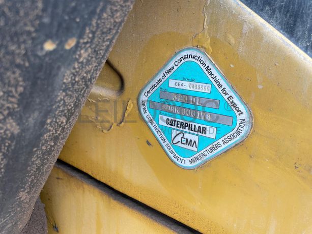 Giratória de Rastos CAT 320 DL · Ano 2007