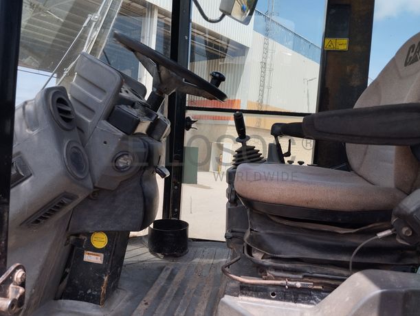 Cilindro Auto-Prop. Vibrador Solos 15 T Caterpillar CS 583 D