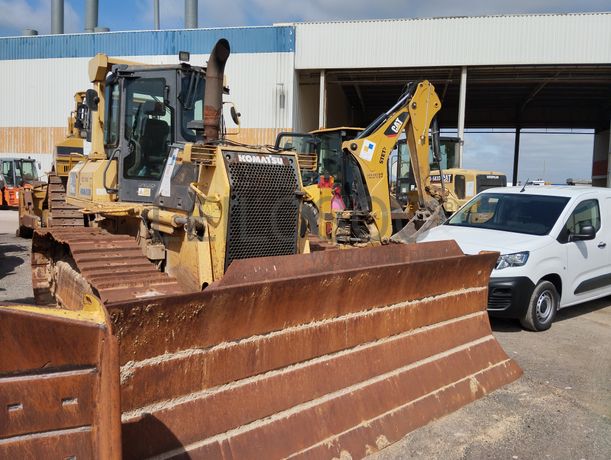 Trator de Rastos 20 T Komatsu D61 PX-15