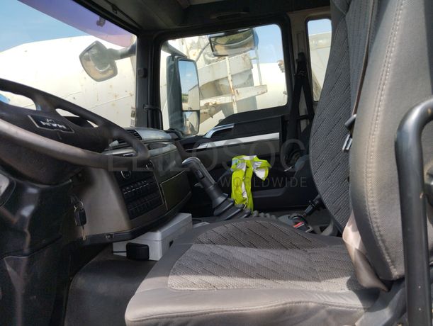 Camião Basculante Tras. 32 T MAN TGS 35.360 8x4