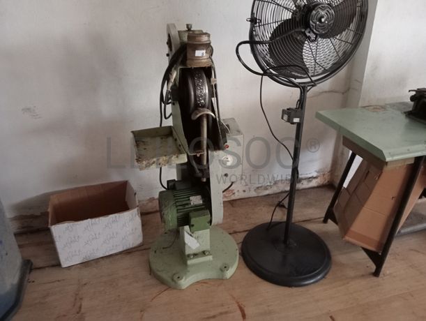 Equipamentos Industriais · Equipamento de Escritório · Diversos