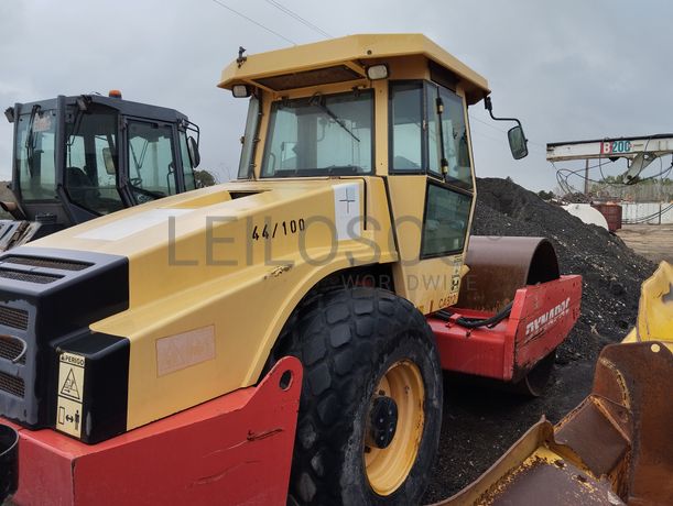 Cilindro Auto-Prop. Vibrador Solos 17 T Dynapac CA512D