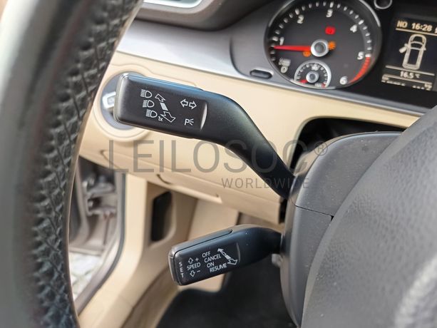 Volkswagen Passat · Ano 2011