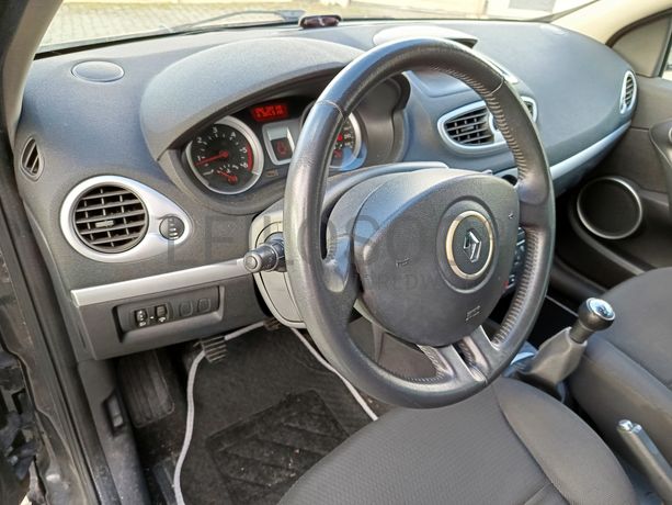 Renault Clio · Ano 2008