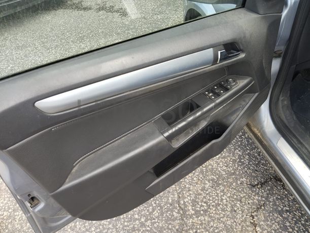 Opel Astra · Ano 2008