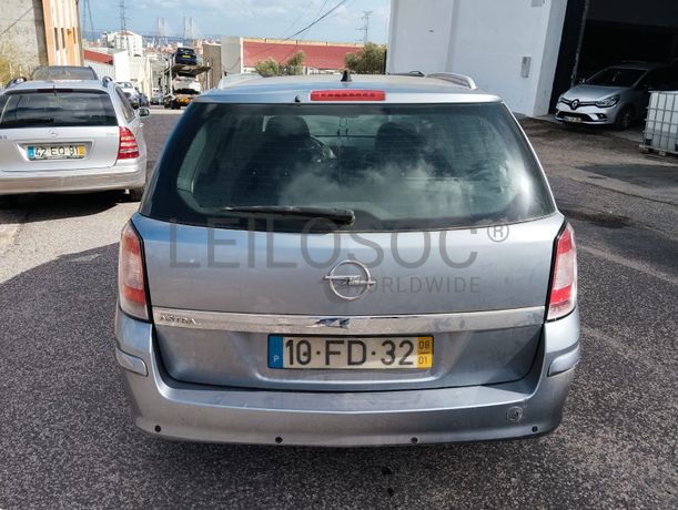 Opel Astra · Ano 2008