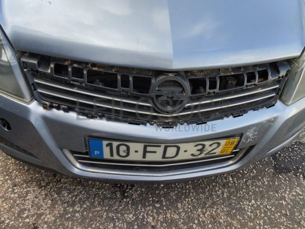 Opel Astra · Ano 2008