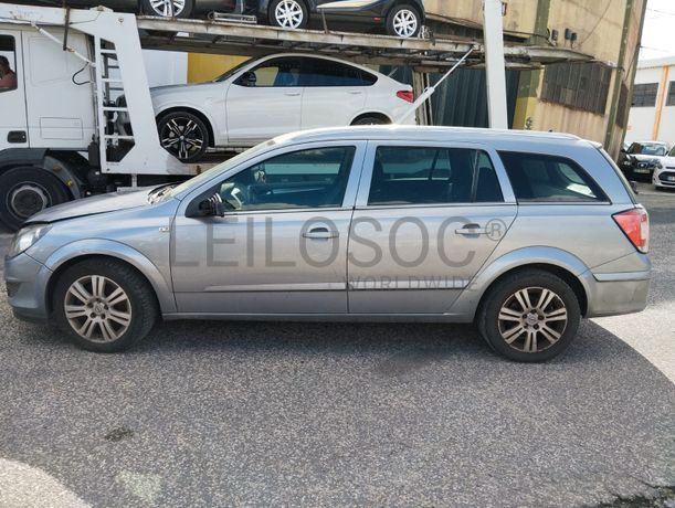 Opel Astra · Ano 2008