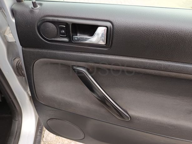 Volkswagen Passat · Ano 2001