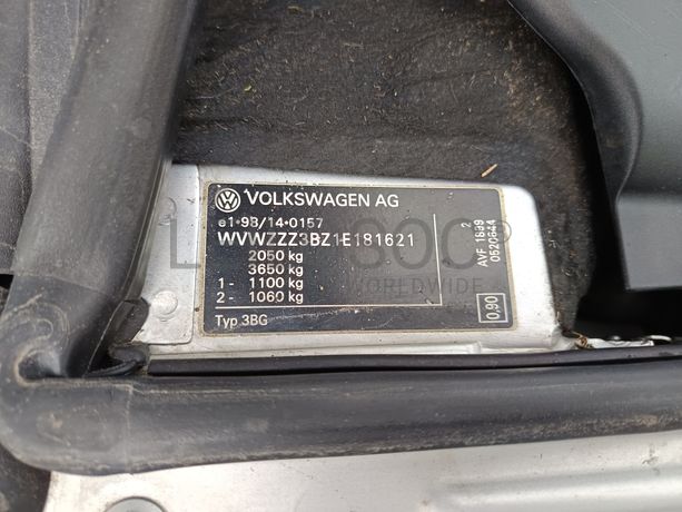 Volkswagen Passat · Ano 2001