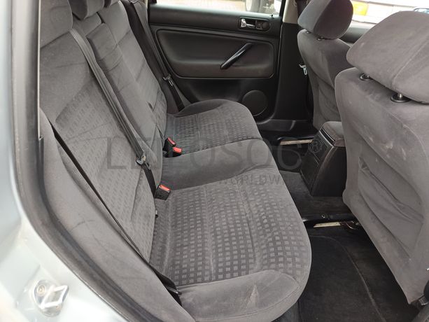 Volkswagen Passat · Ano 2001