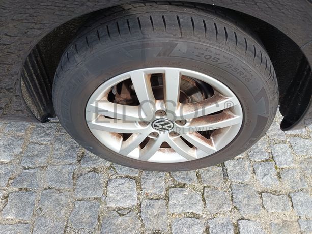 Volkswagen Golf · Ano 2008