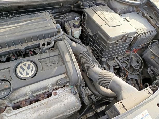Volkswagen Golf · Ano 2008