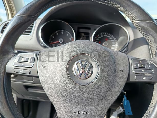 Volkswagen Golf · Ano 2008