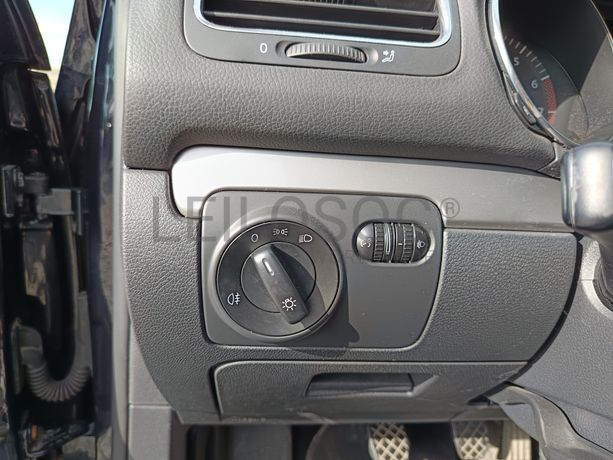 Volkswagen Golf · Ano 2008