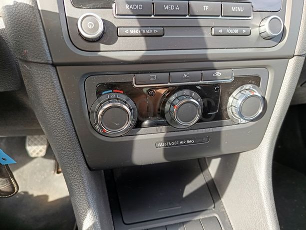 Volkswagen Golf · Ano 2008