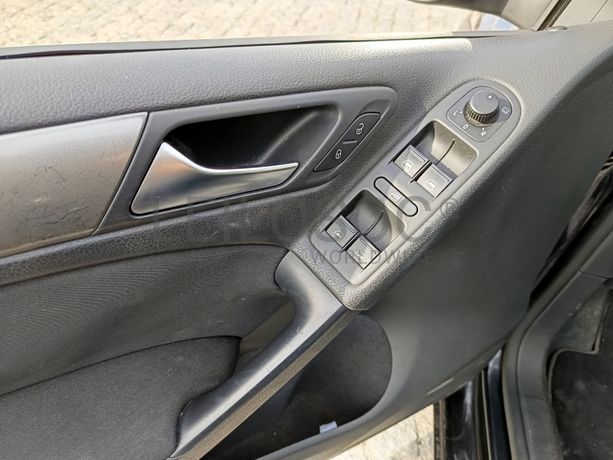 Volkswagen Golf · Ano 2008