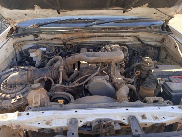 Toyota Hilux 2.5 · Ano 2009