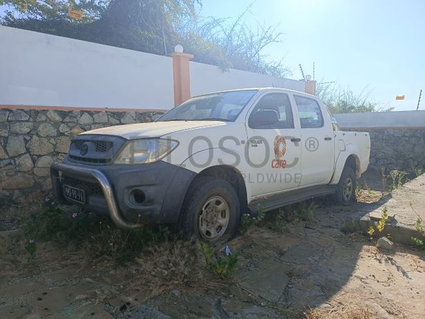 Toyota Hilux 2.5 · Ano 2009