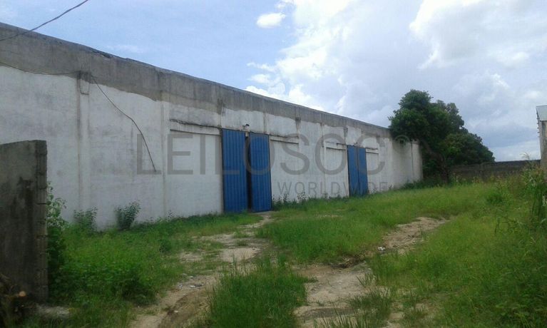 Armazém Industrial em Nacala