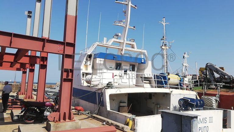 Dois Atuneiros e Um Arrastão | Two Longliners and One Trawler - ALBACARES VII + PELAMIS III + SARDINHA I