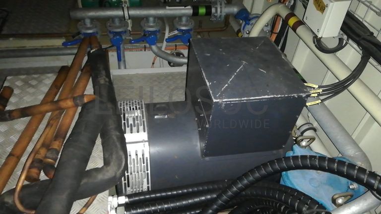 Dois Atuneiros e Um Arrastão | Two Longliners and One Trawler - ALBACARES VII + PELAMIS III + SARDINHA I