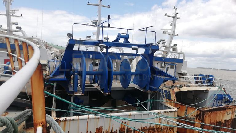 Um Arrastão | One Trawler - SARDINHA II