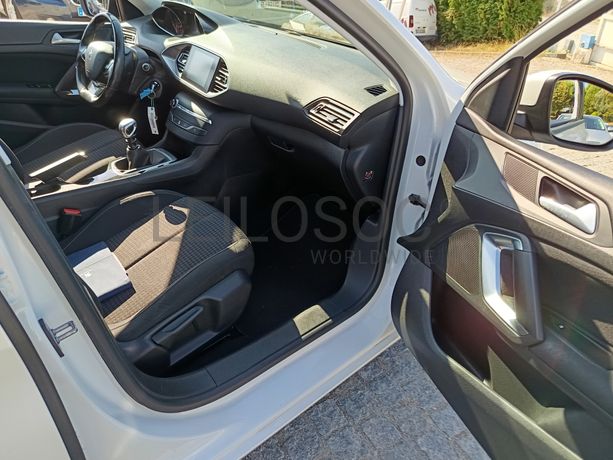 Peugeot 308 · Ano 2018