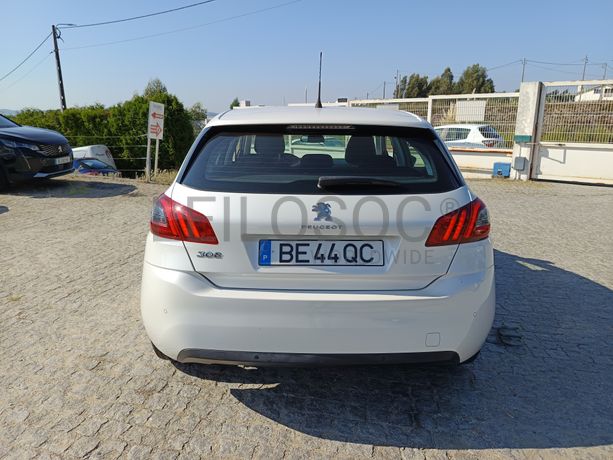 Peugeot 308 · Ano 2018