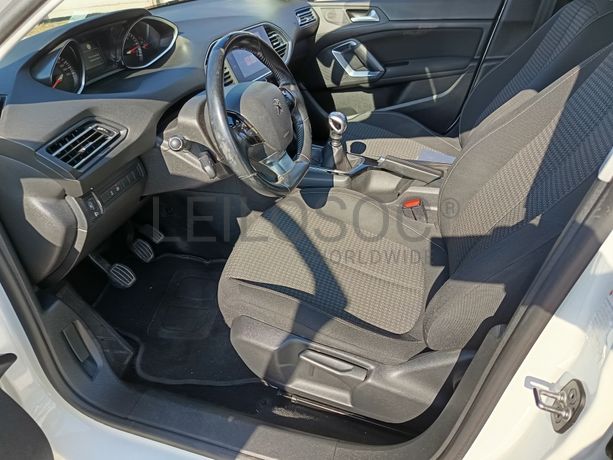 Peugeot 308 · Ano 2018