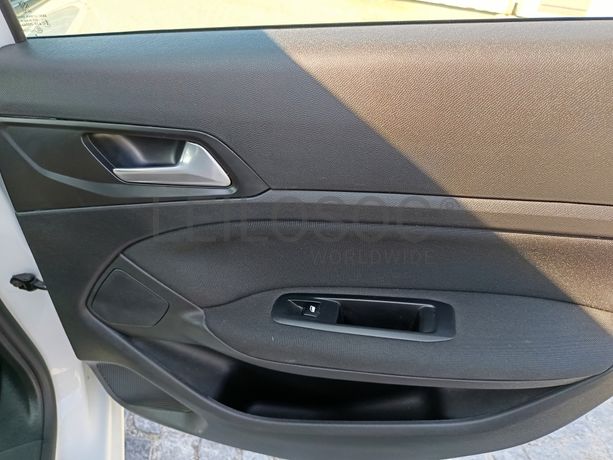 Peugeot 308 · Ano 2018