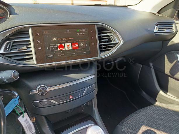 Peugeot 308 · Ano 2018