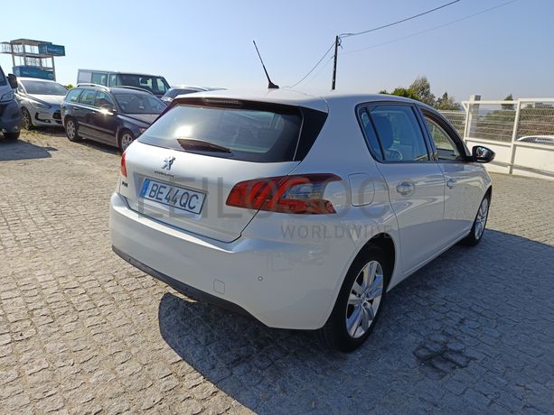 Peugeot 308 · Ano 2018
