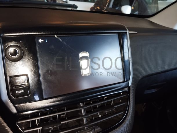 Peugeot 208 · Ano 2017