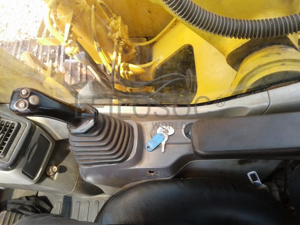 Escavadora giratória KOMATSU PC 210 7K