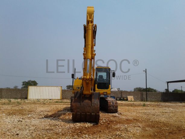 Escavadora giratória KOMATSU PC 210 7K