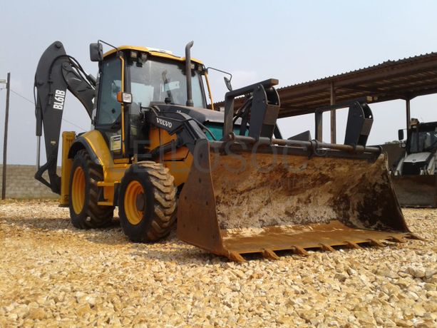Retroescavadeira VOLVO BL61B