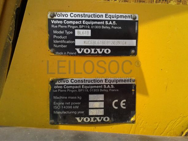 Retroescavadeira VOLVO BL61B