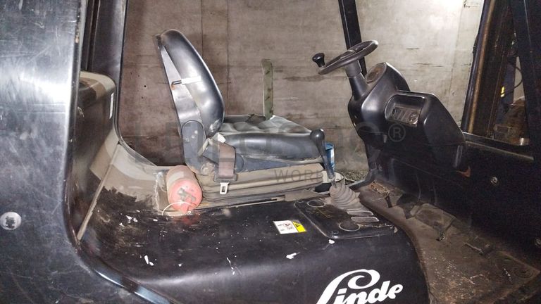 Empilhadeira LINDE H30D-03