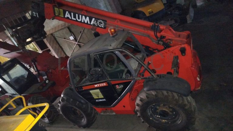 Empilhador Telescópico Manitou MT932