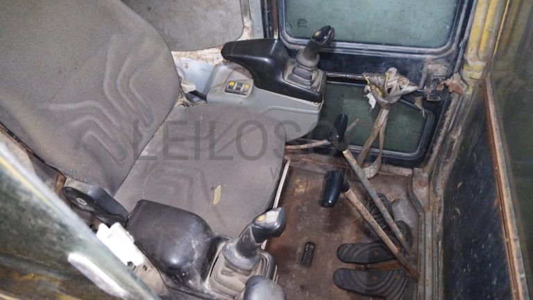 Escavadora VOLVO ECR88