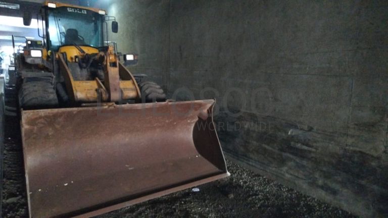 Pá carregadora SDLG LG956F