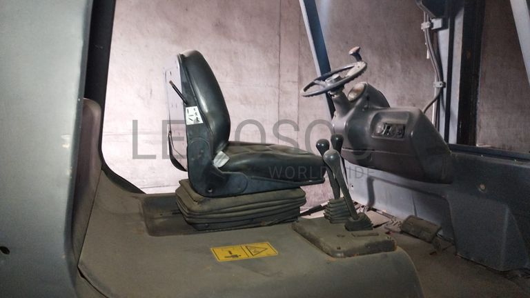 Empilhadeira LINDER H45D