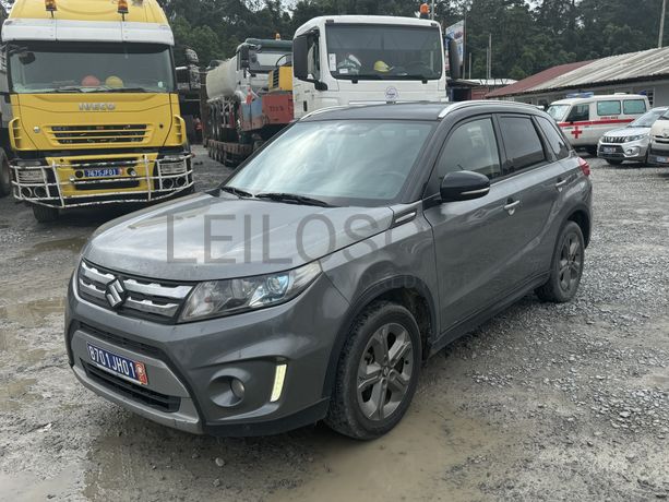 Véhicule léger SUZUKI VITARA